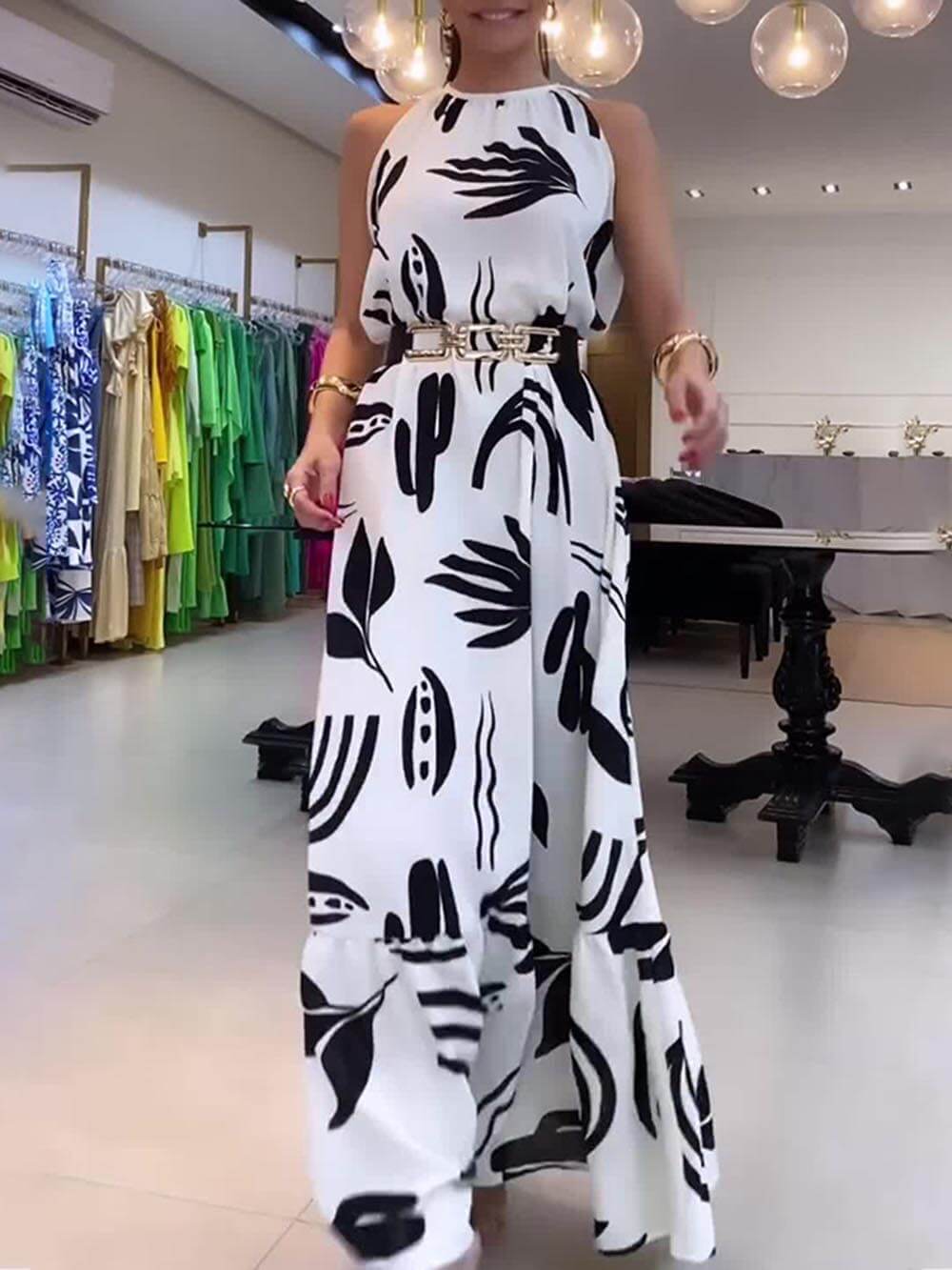 Einzigartiges bedrucktes Maxikleid mit Bindekragen und lockerer Passform