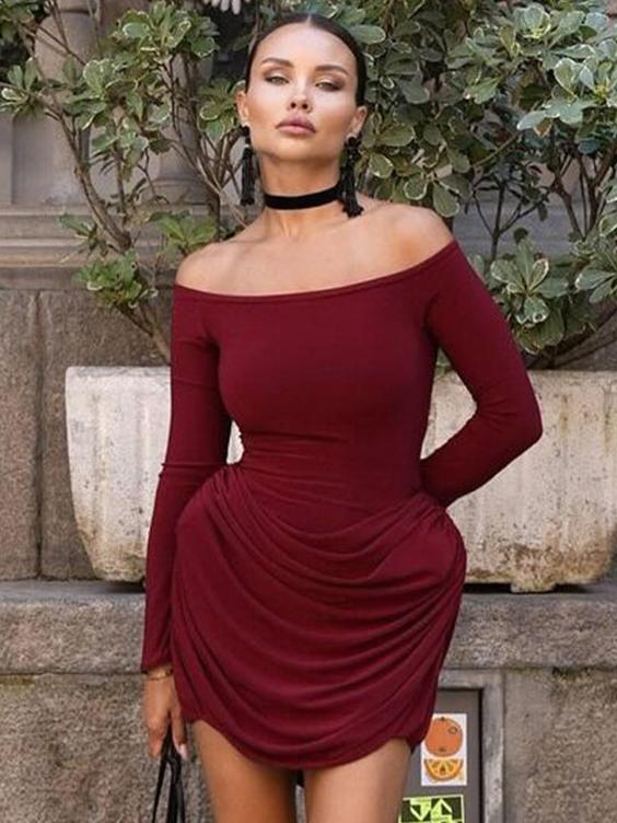 Carmen-Minikleid mit langen Ärmeln und Falten in der Taille
