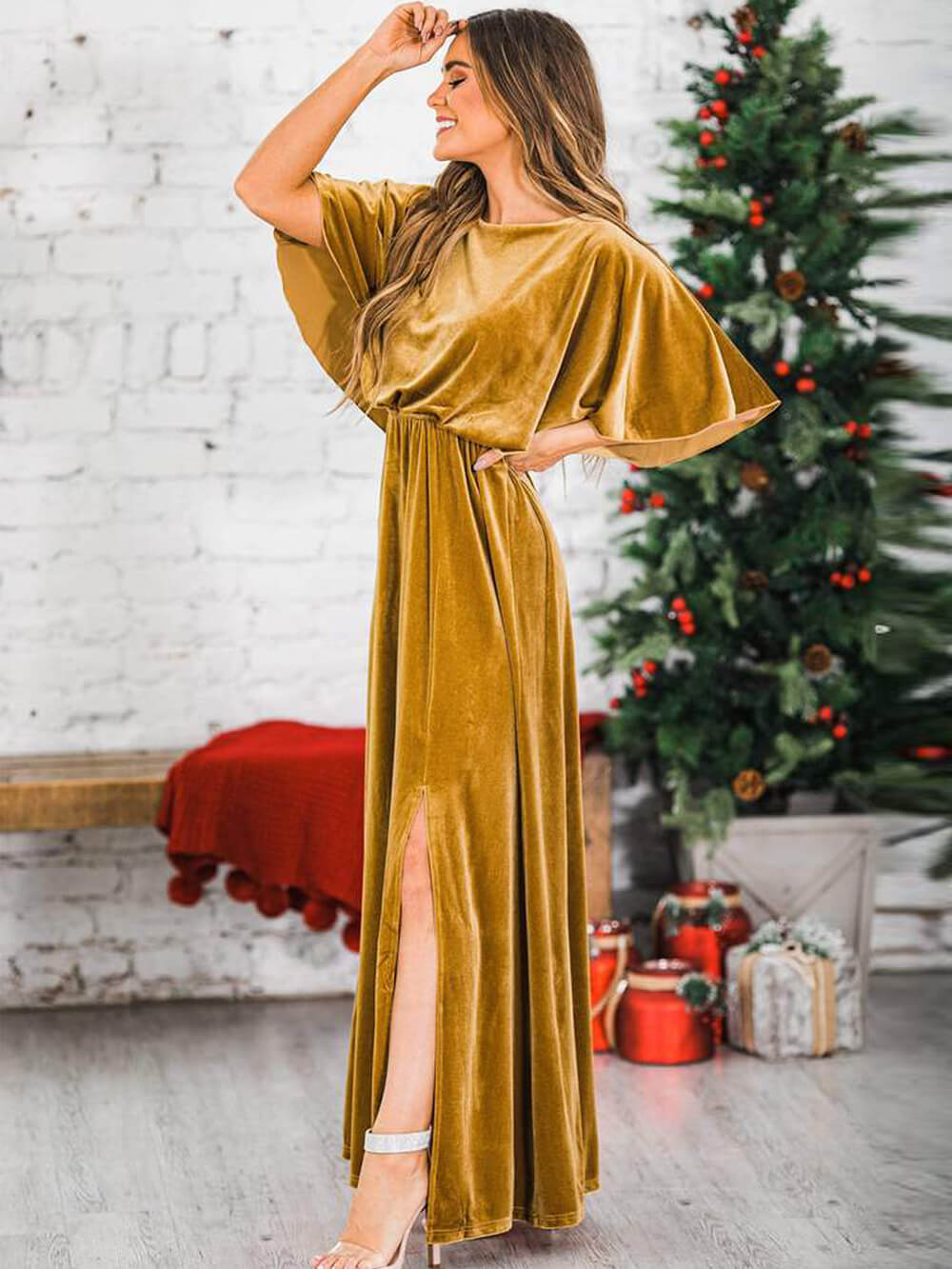 Maxikleid aus Samt mit hohem Schlitz