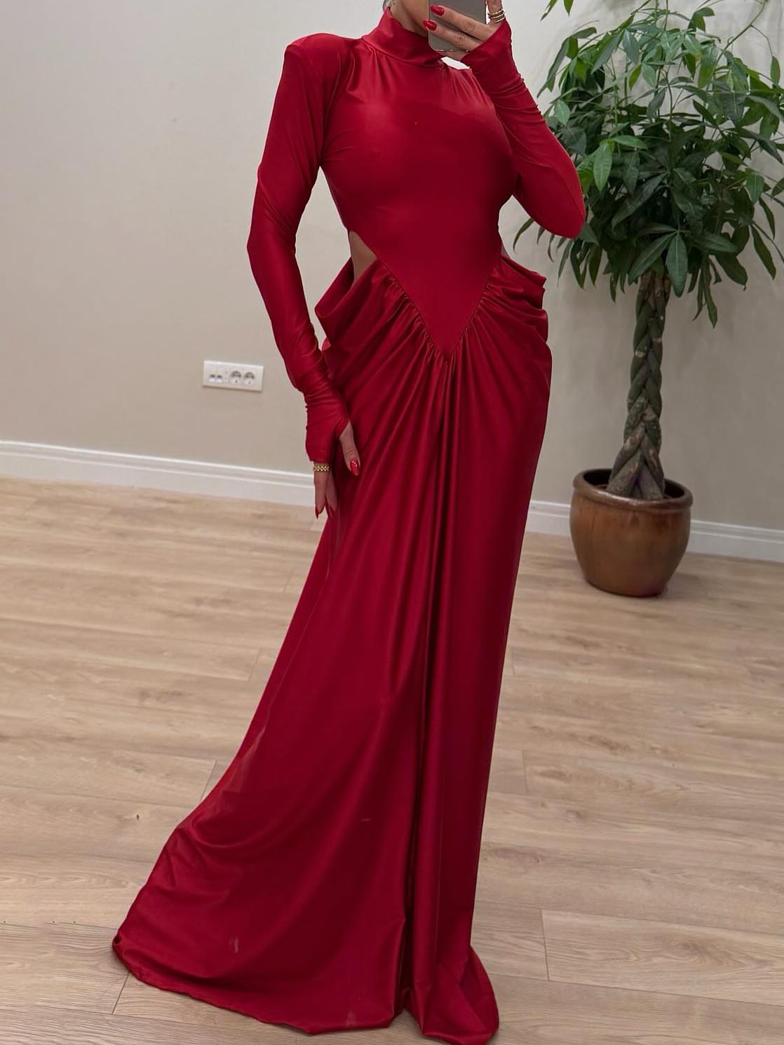 Elegantes hohles hochgeschlossenes, schmales, plissiertes Maxikleid