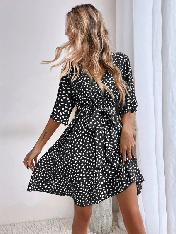 V-Ausschnitt Taille Fashion Vielseitiges Boho-Kleid