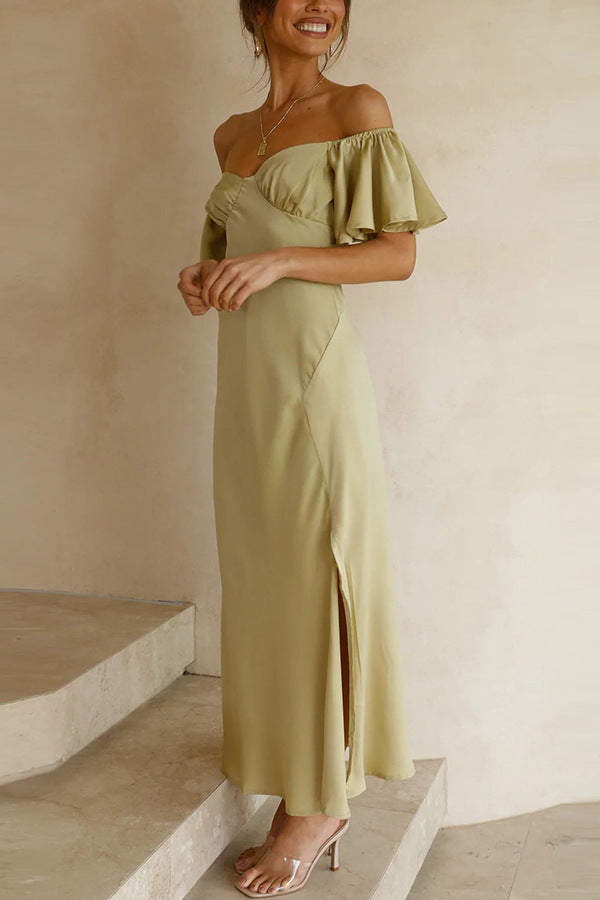 Midi-Kleid mit Seitenschlitz: Carmen-Ausschnitt, Volantärmel