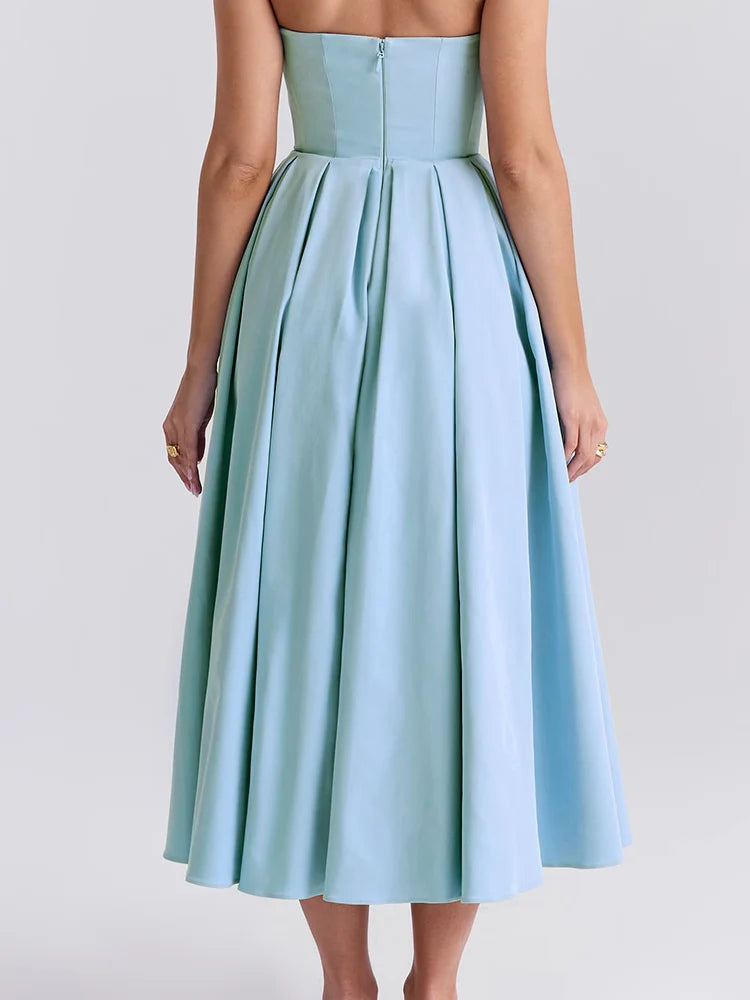 Trägerloses Midi-Sommerkleid in Toskanablau