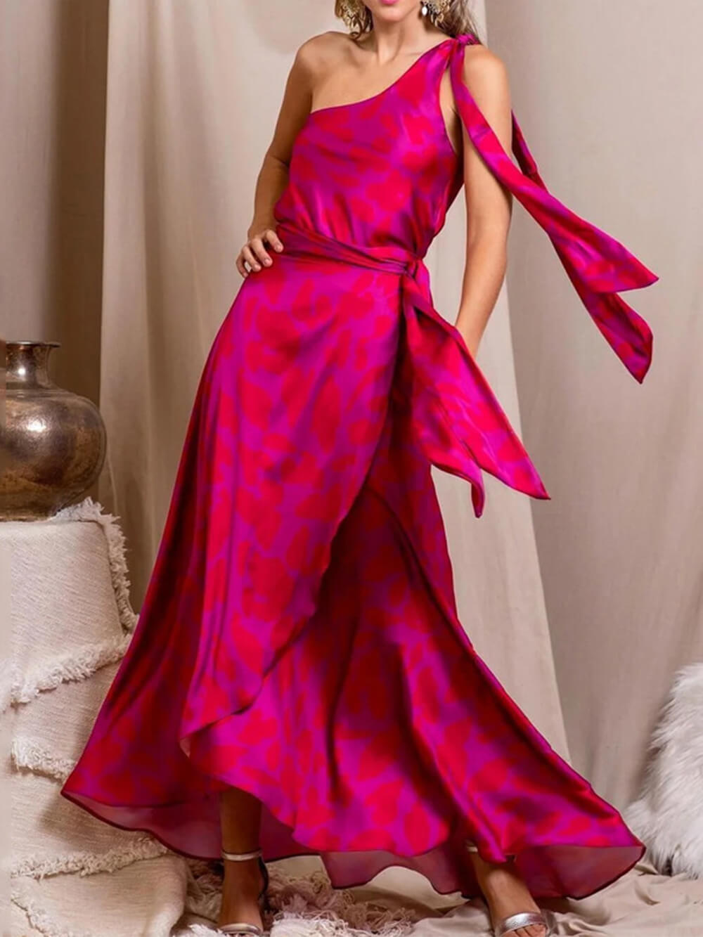 Modisches elegantes ärmelloses einfarbiges Abendkleid