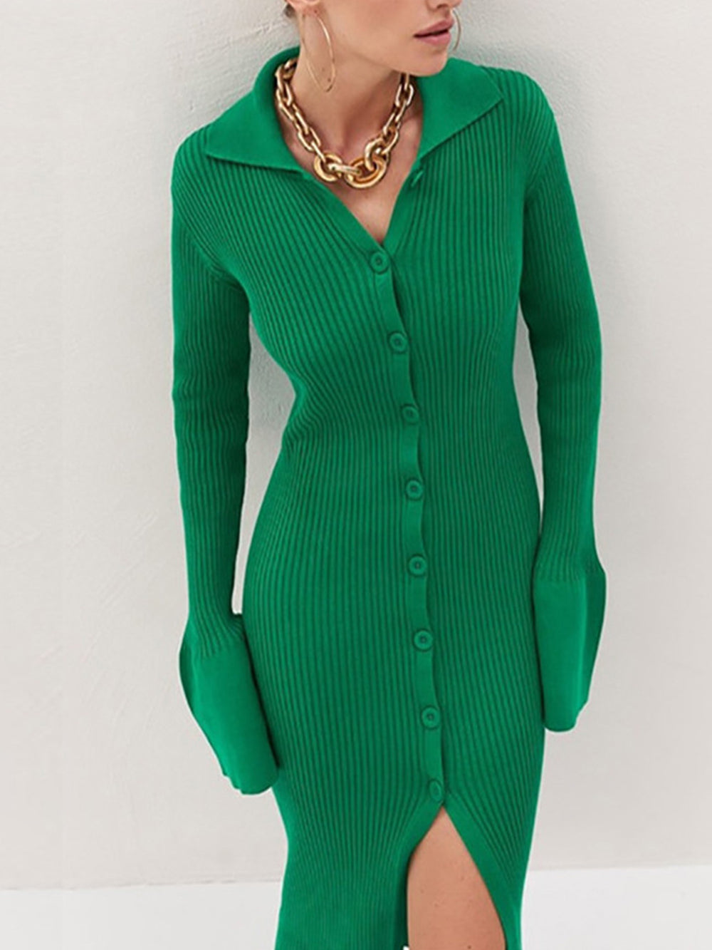 Maxikleid mit V-Ausschnitt, langen Glockenärmeln und Pullover-Oberteil