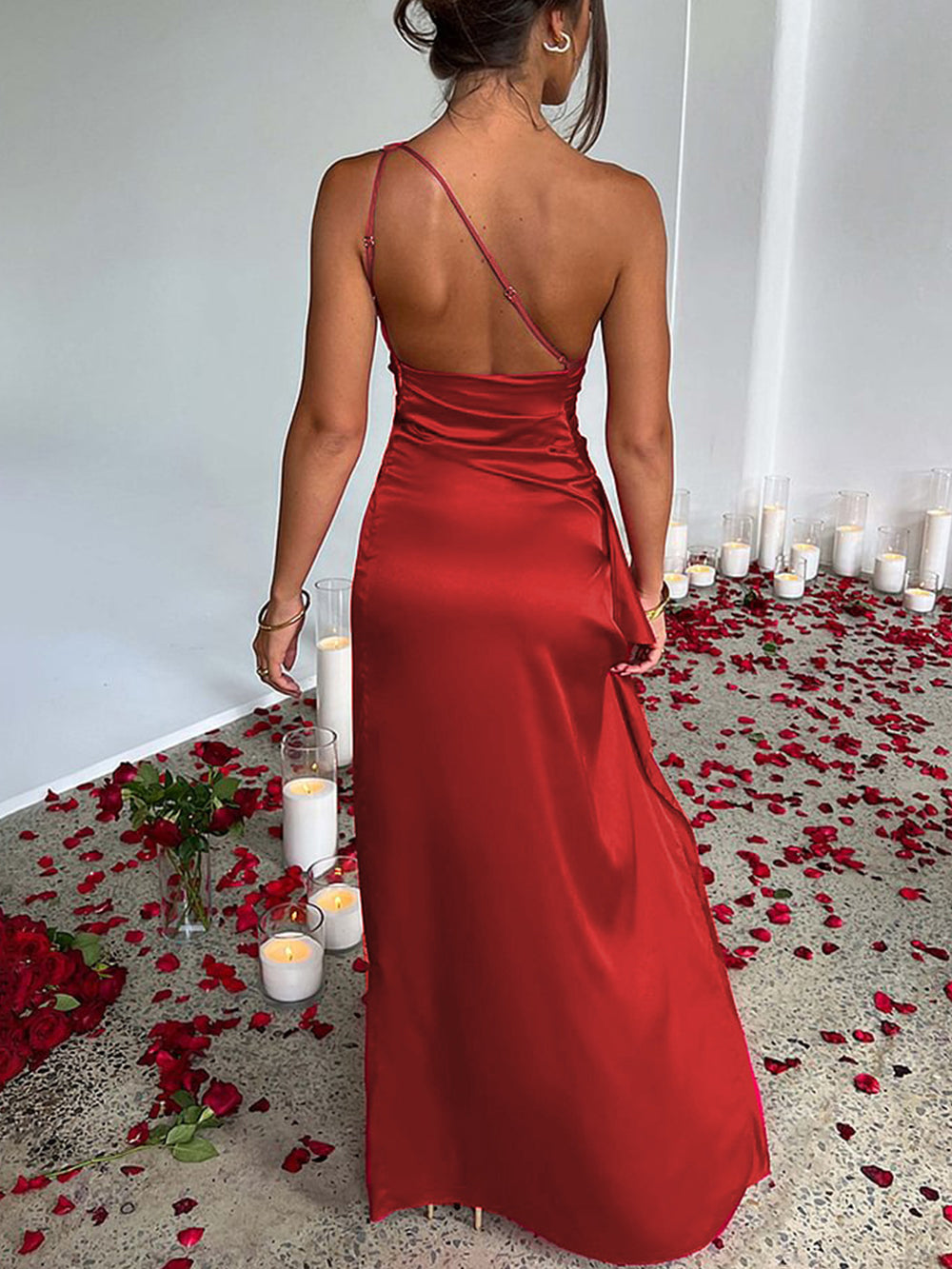 Ärmelloses, rückenfreies, schmales Maxikleid