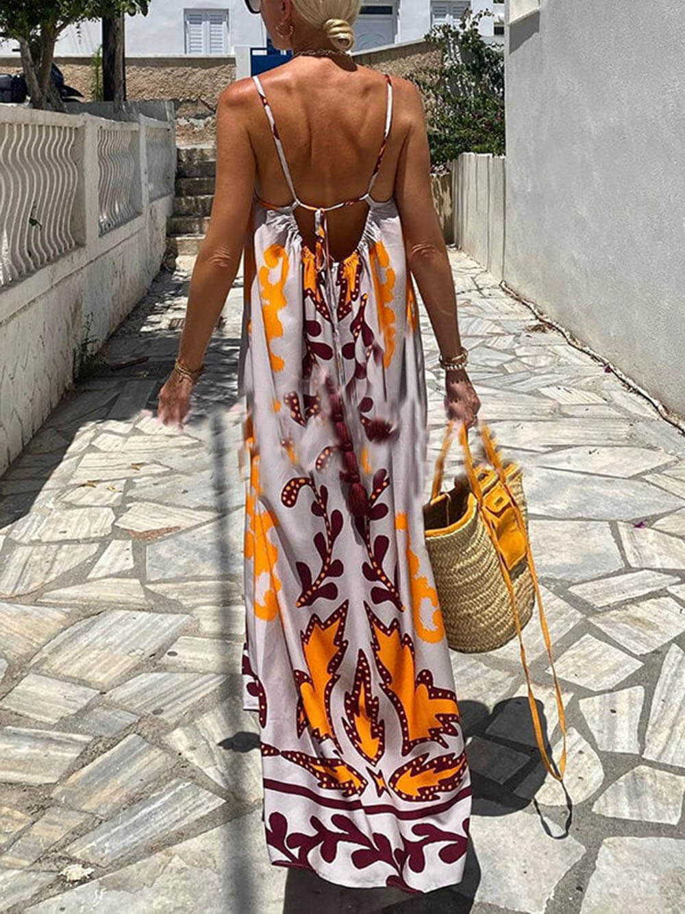 Ärmelloses Kleid mit Ethnomuster