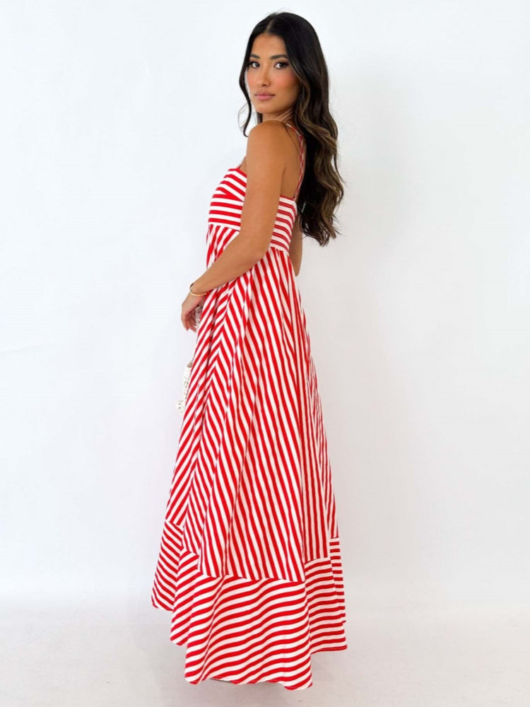 Gestreiftes Midi-Kleid mit schmalen Trägern