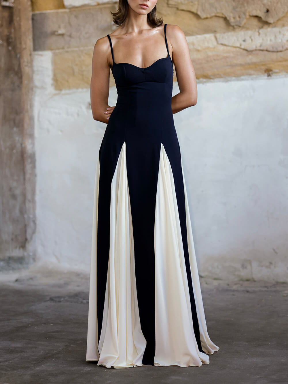 Elegantes Maxi-Slip-Kleid aus Tüll mit Paneelen in A-Linie