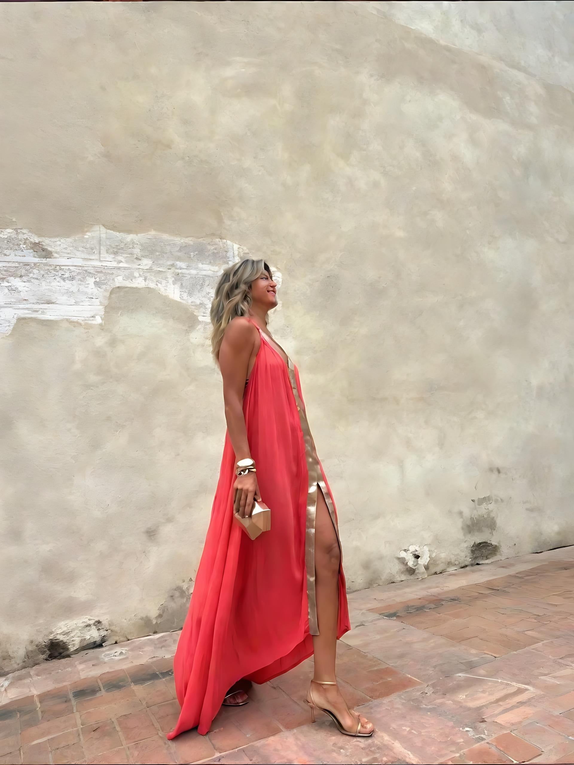 Das korallgoldene Kleid