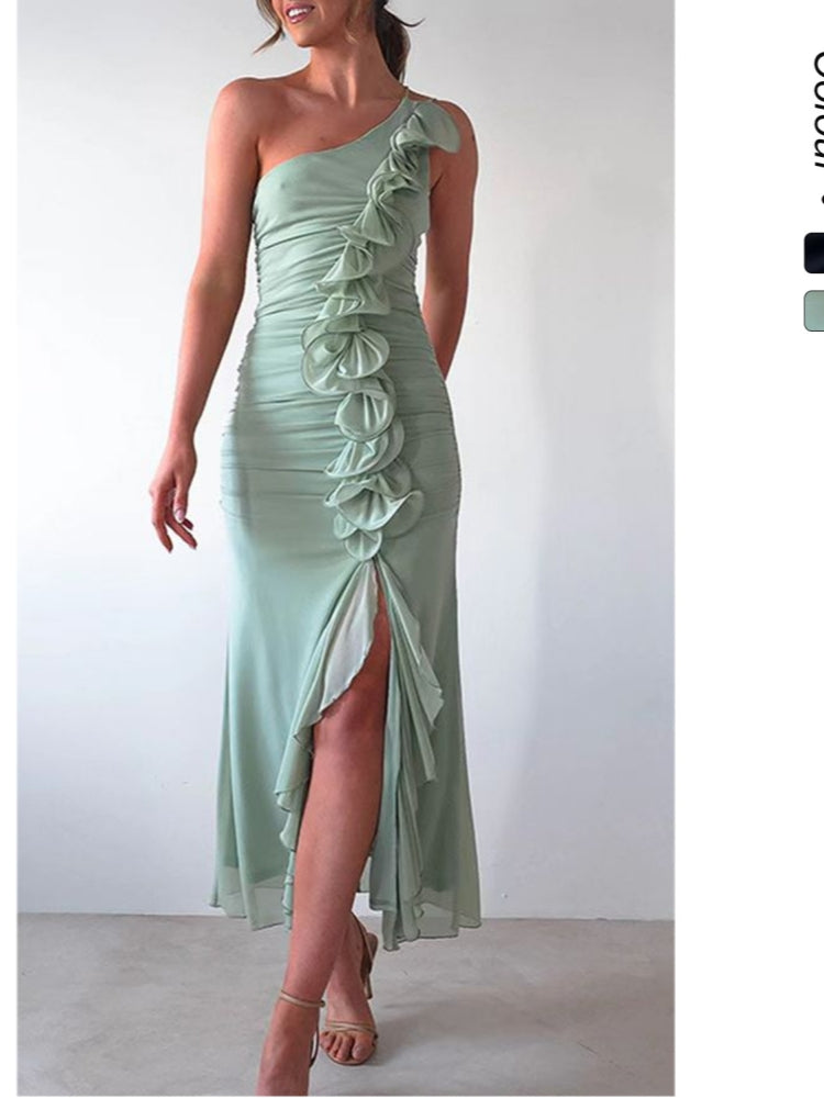 Figurbetontes Midikleid mit Raffung