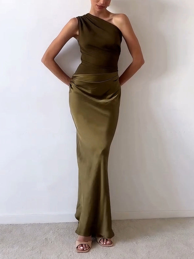 Elegantes, schulterfreies, plissiertes Party-Maxikleid