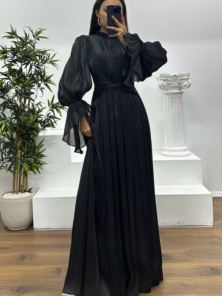 Französisch inspirierte Maxikleid mit Taillenbetonung