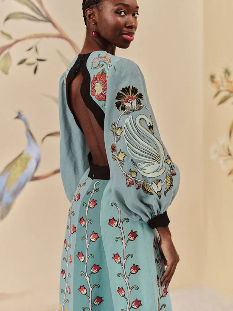 Blaues fließendes Schönheit Langarm-Midikleid