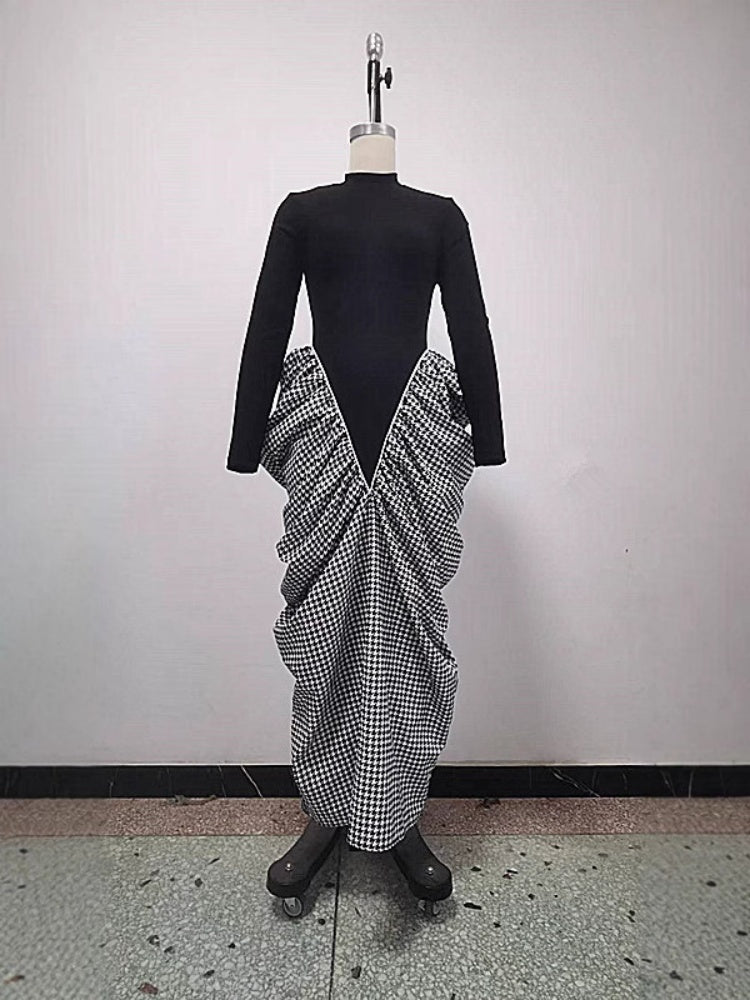 Kariertes Twist-Maxikleid