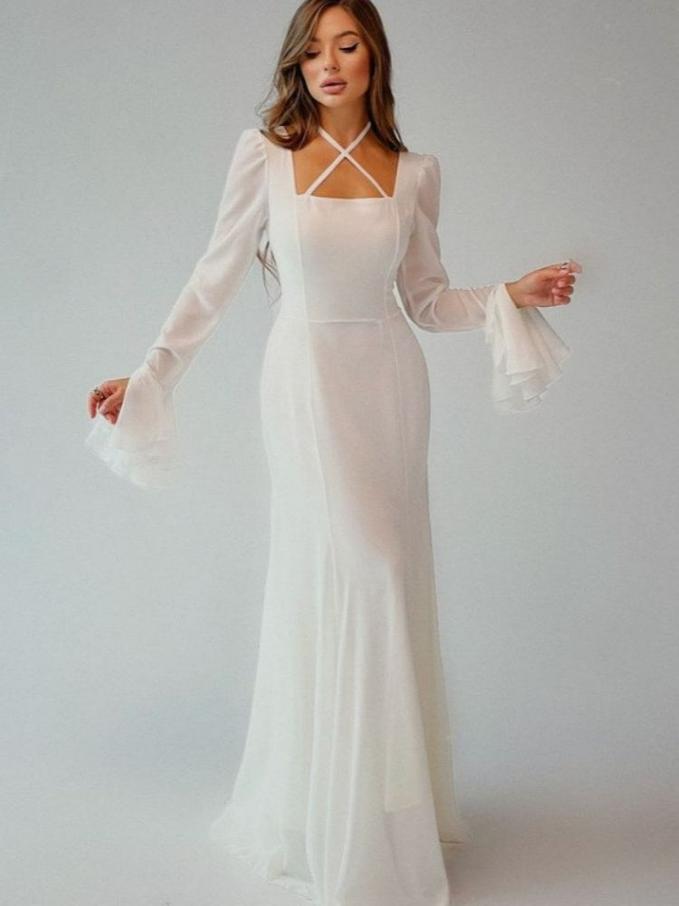 Maxikleid mit hochsitzender Taille und ausgestellten Ärmeln