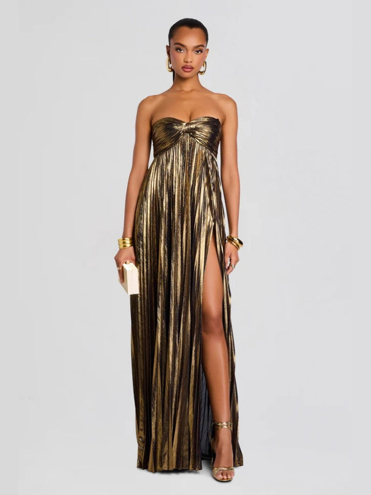 Raffiniertes, geknotetes Abendkleid mit Schlitz