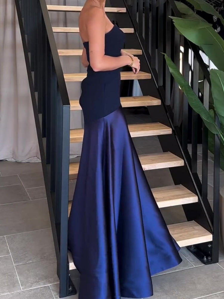 Voluminöses ärmelloses Maxikleid
