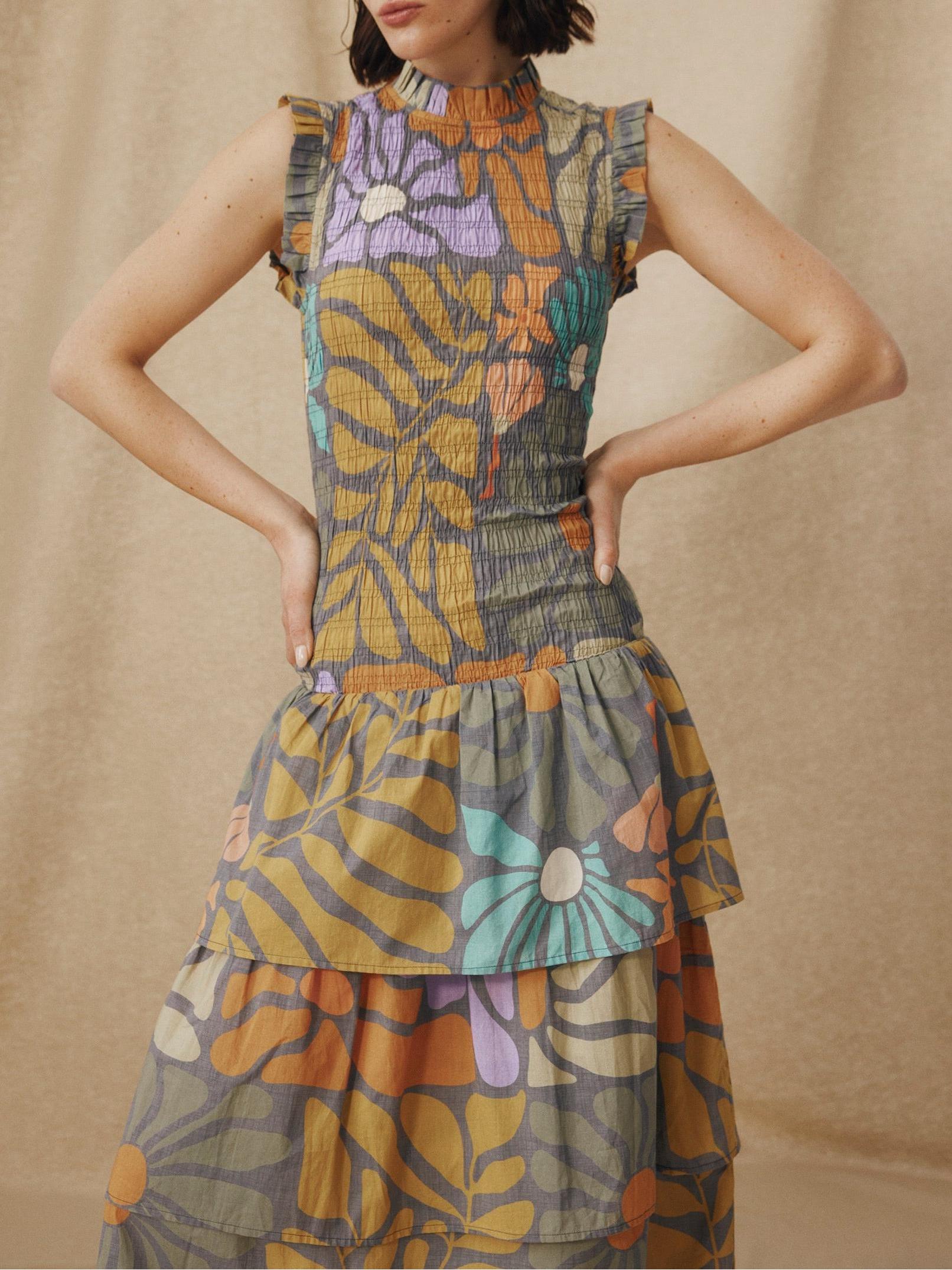 Mehrfarbiges Midikleid mit botanischem Print