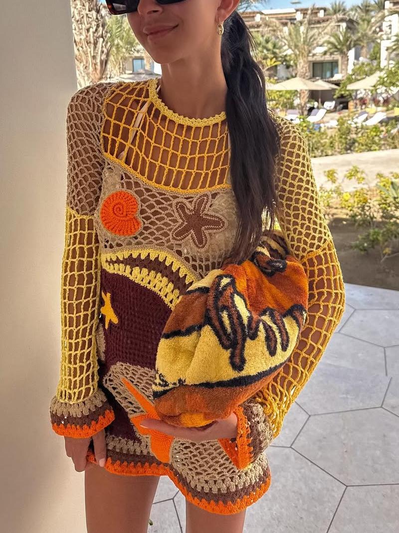 Korallenriff-inspiriertes Häkel-Minikleid mit Muster