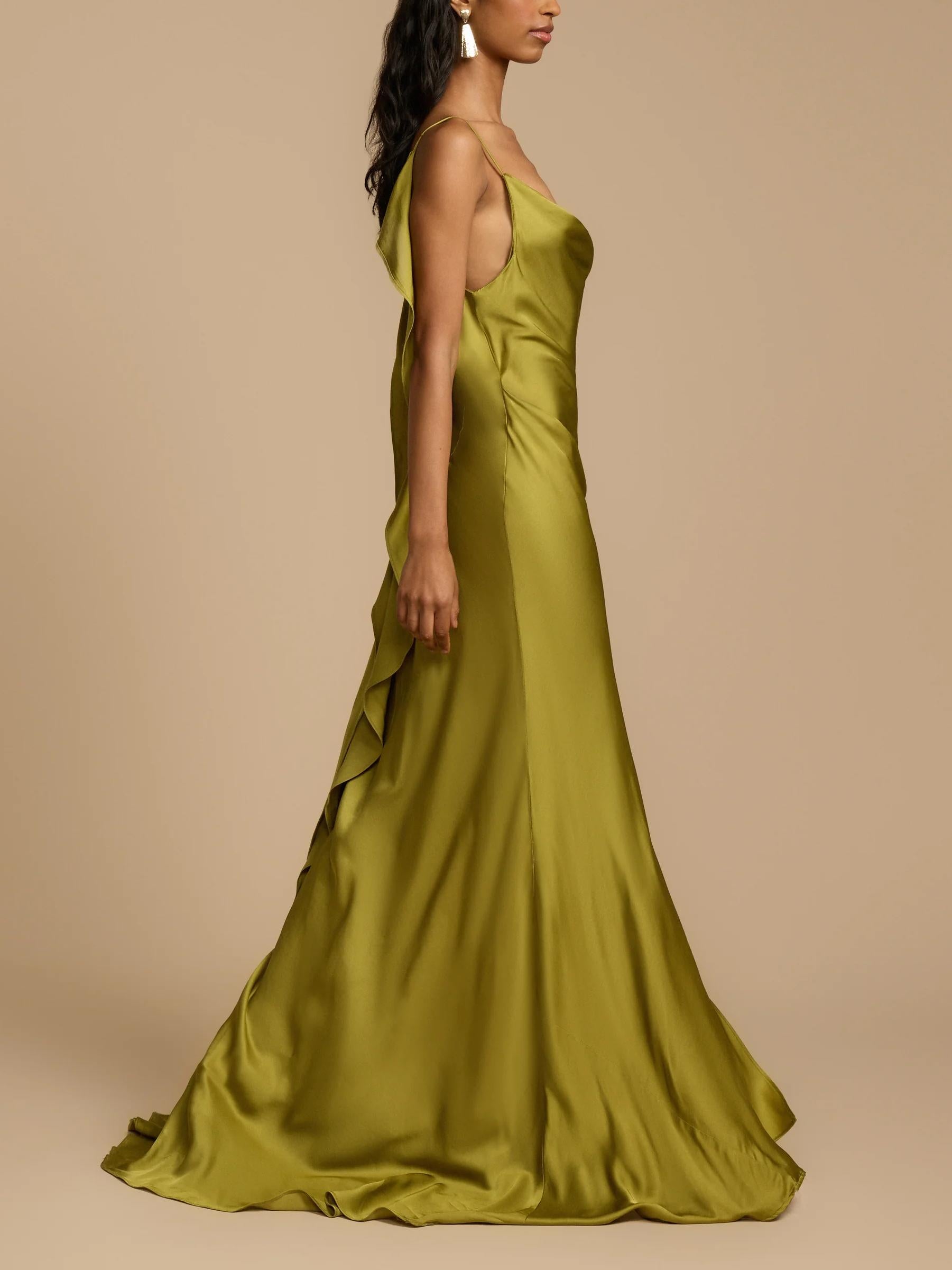 Sexy Elegantes Satin-Maxikleid mit hohem Seitenschlitz