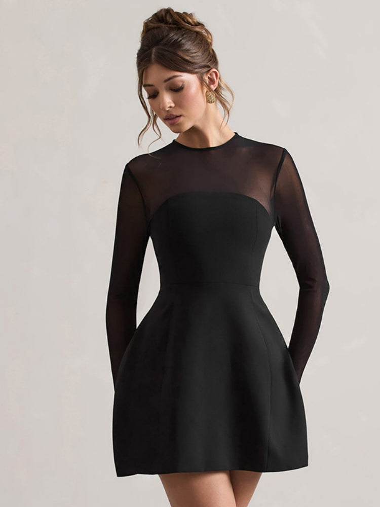 Durchsichtiges elegantes Mini-Mesh-Kleid