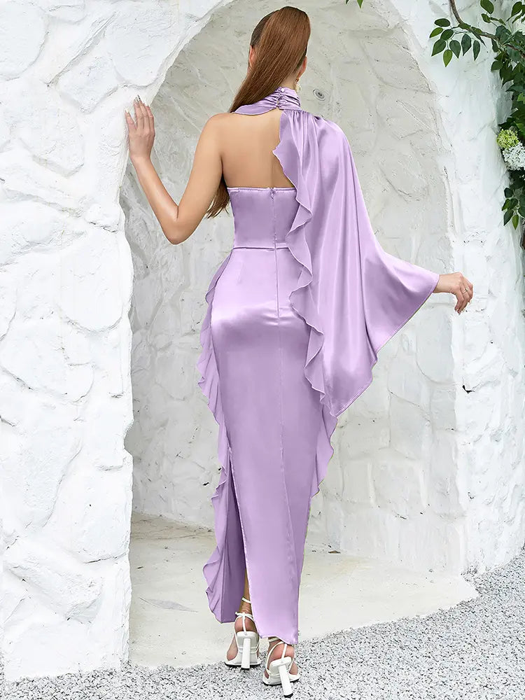 Modisches gerafftes geblümtes Bustierkleid