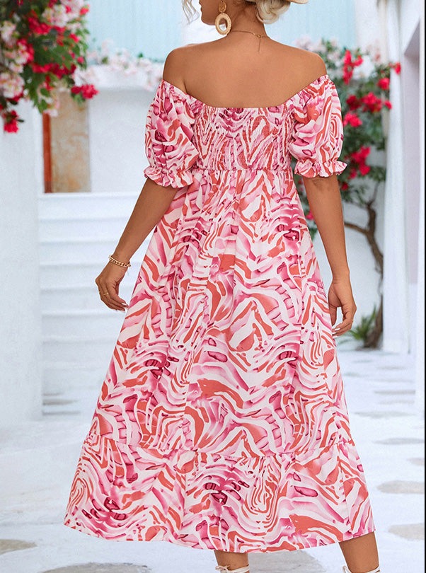 Gesmoktes schulterfreies Midikleid mit Print