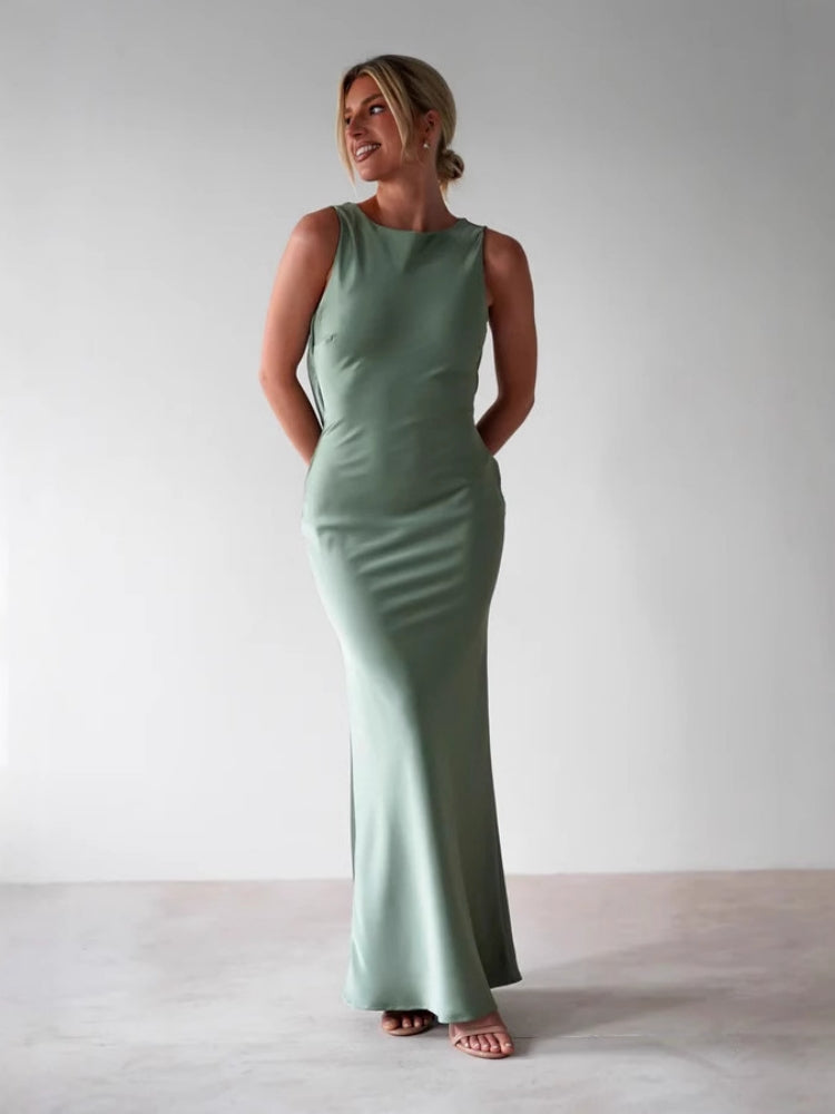 Figurbetontes ärmelloses Kleid