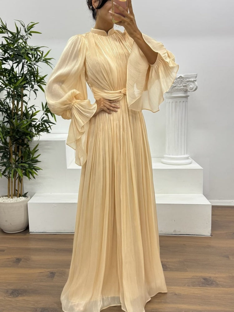Französisch inspirierte Maxikleid mit Taillenbetonung