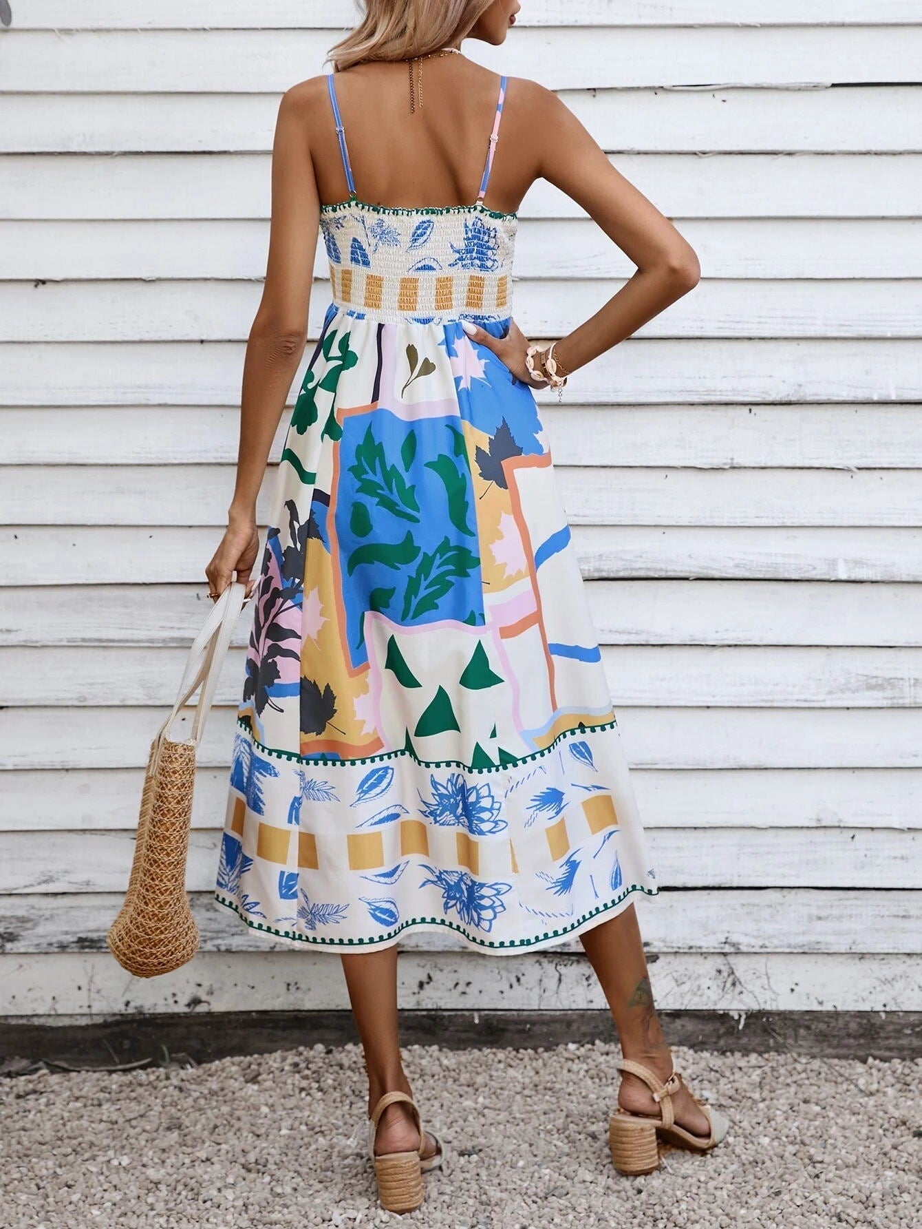 Patchwork-Slip-Maxikleid: Abstrakt bunt bedruckt