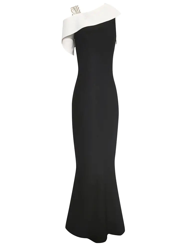 Figurbetontes asymmetrisches Colorblocking-Kleid