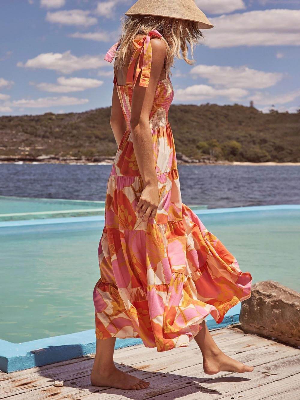 Sea Charm Ärmelloses plissiertes Stretch-Cami-Kleid mit Brustaufdruck