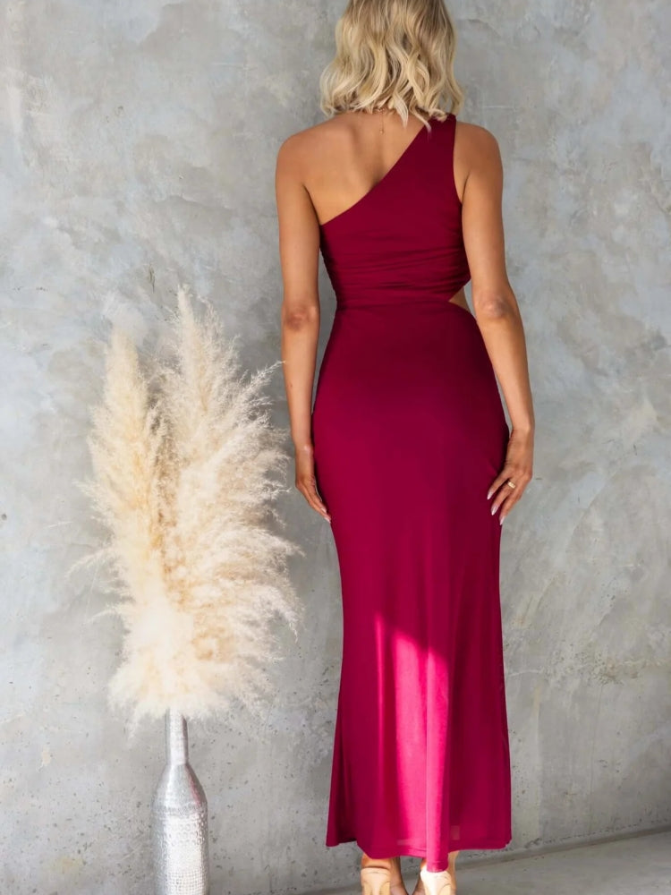 Romantisches schulterfreies Maxikleid