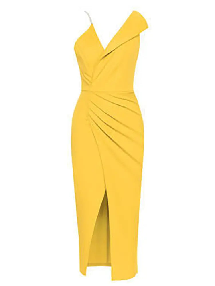 Sexy trägerloses Kleid mit einer Schulter