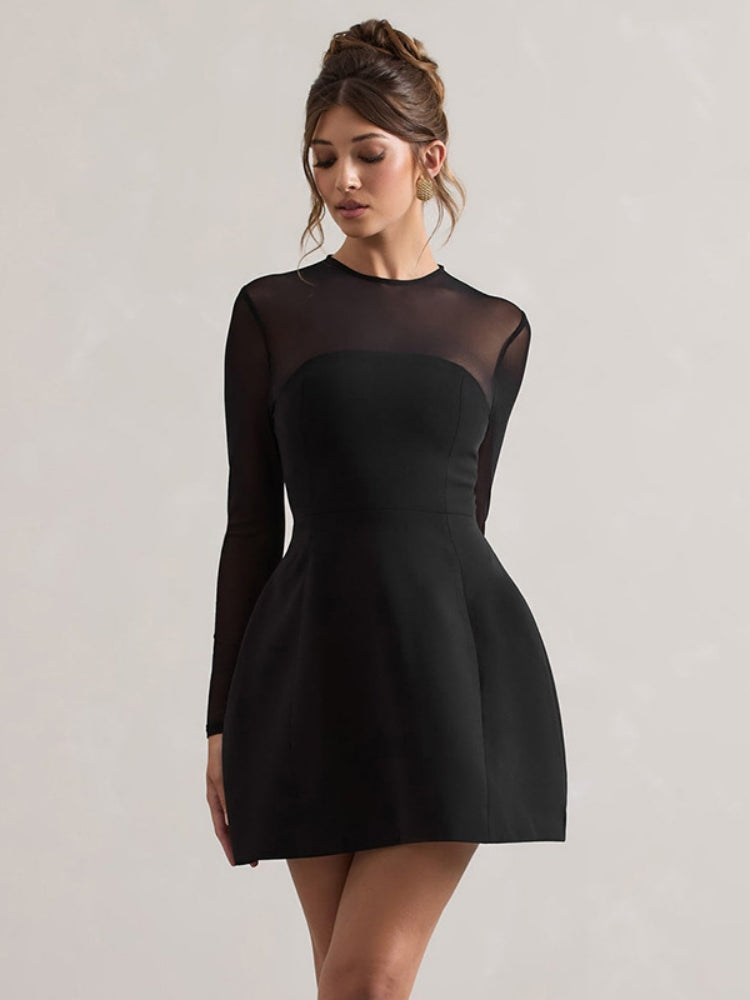 Durchsichtiges elegantes Mini-Mesh-Kleid