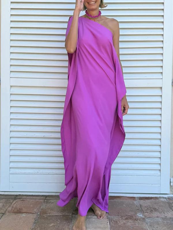 Fließender asymmetrischer Kaftan mit Gürtel