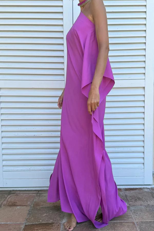 Fließender asymmetrischer Kaftan mit Gürtel