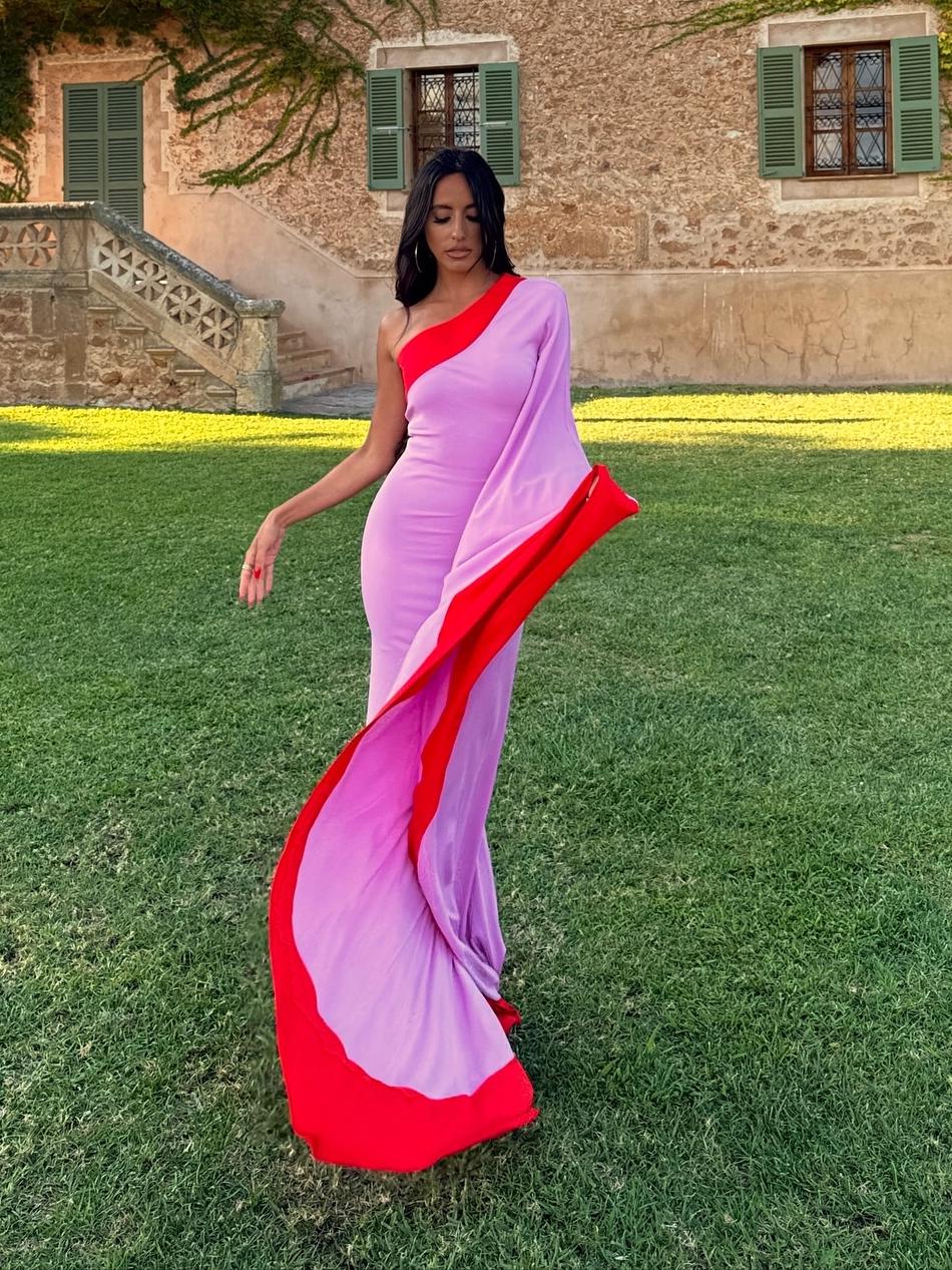 Asymmetrisches, drapiertes Maxikleid