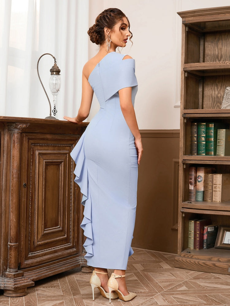 Sexy, stylisches One-Shoulder-Kleid