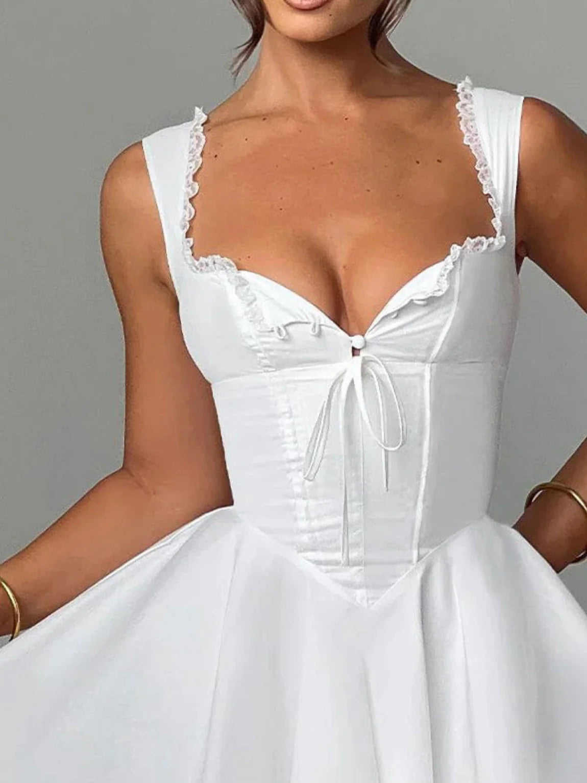 Spitzen-Rückenfreies Midi-Kleid
