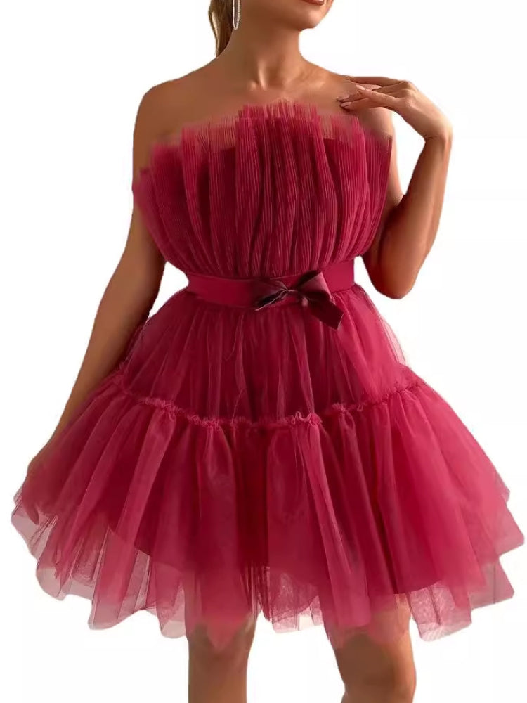 Kleid aus Tüll mit Netz-Schleife