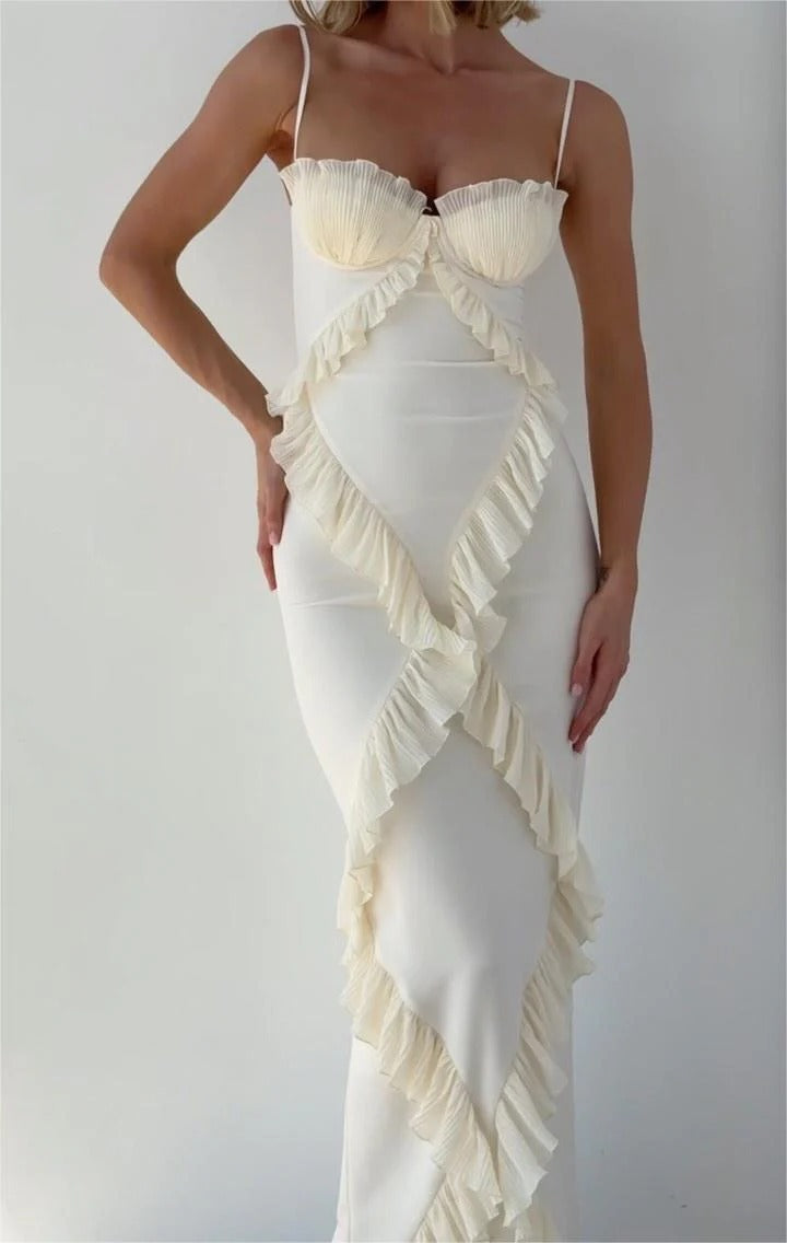 Plissiertes, Rüschen-Maxikleid mit Schlitz