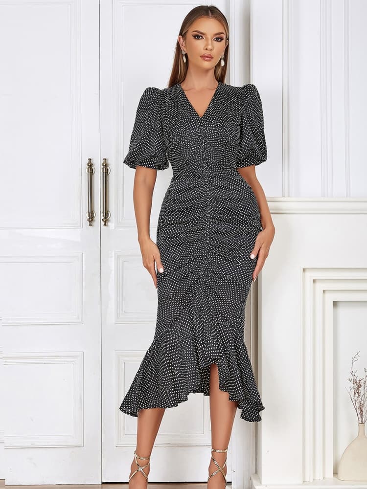 Kleid mit Rüschensaum