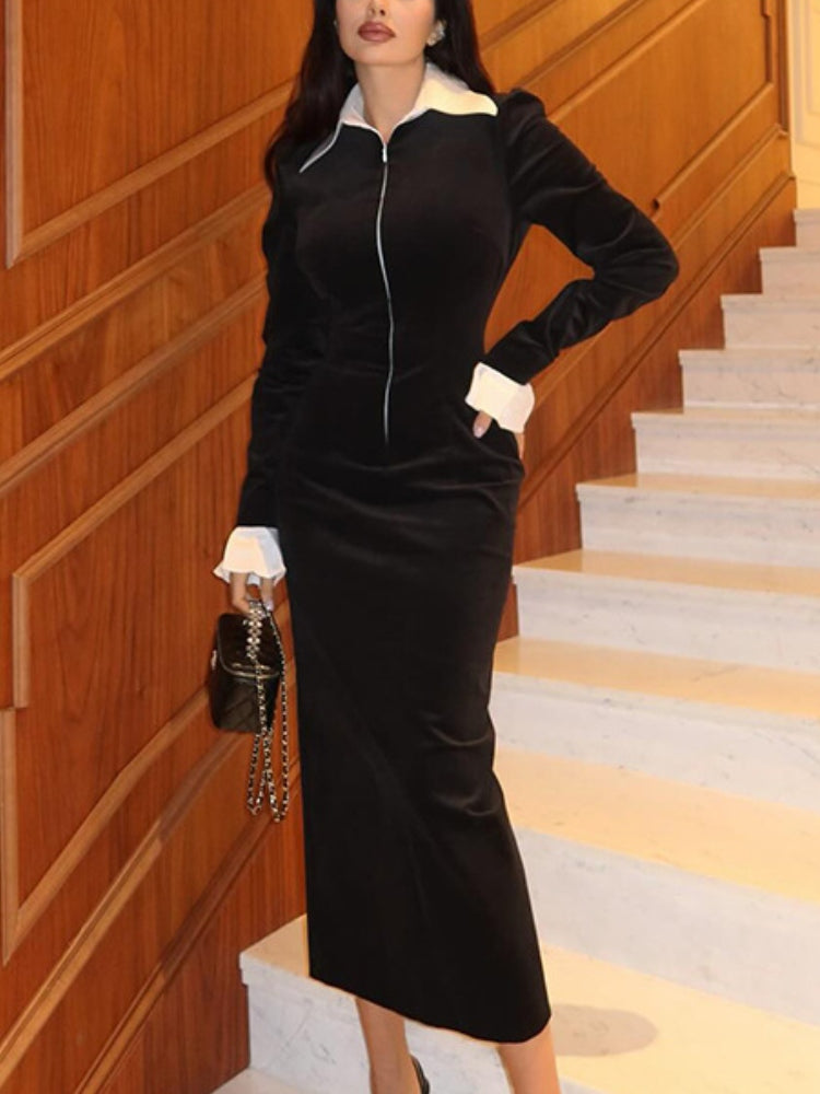 Kleid mit Reißverschluss und Kontrastkragen