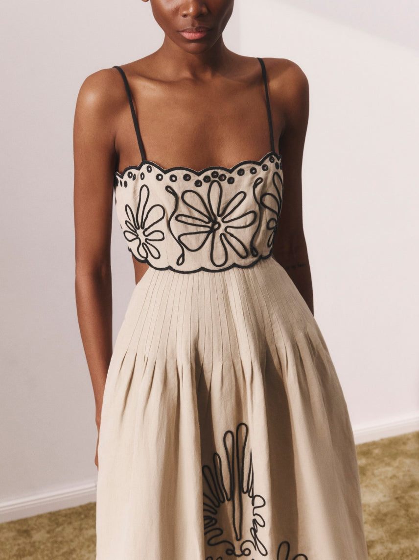 Bedrucktes Sommer-Trägerkleid in Midilänge