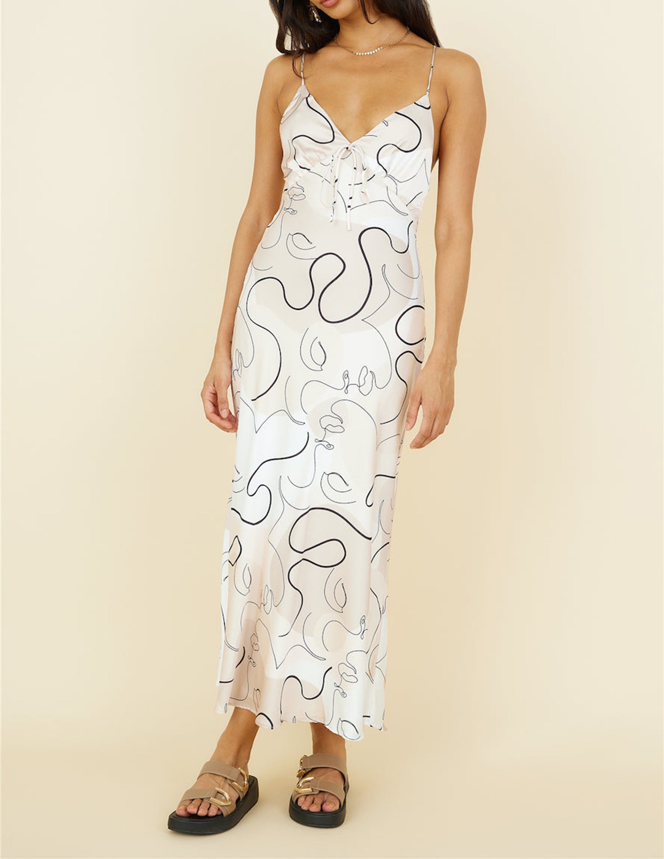 Maxikleid „Under Control“ Beige