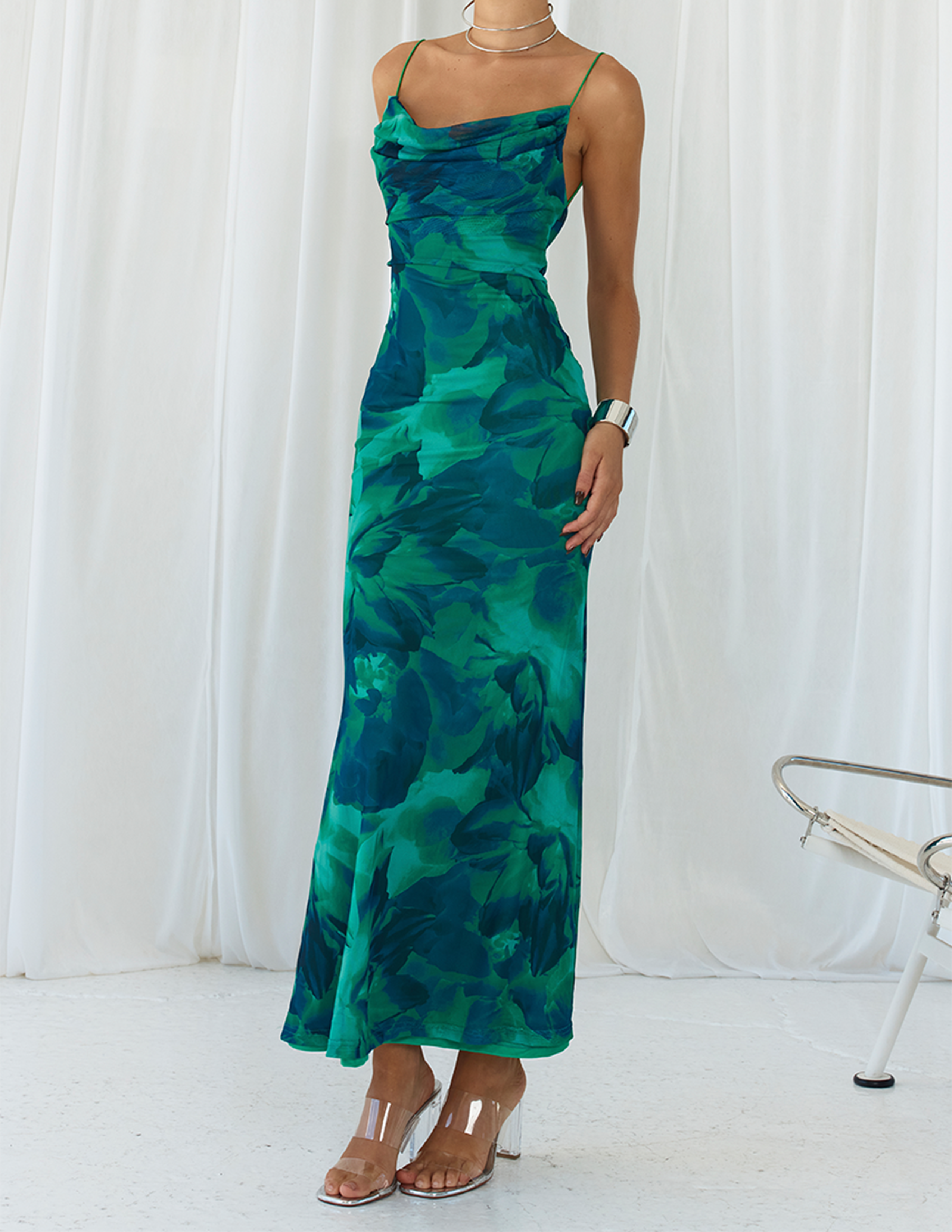 Calista Green Bloom Neckholder-Maxikleid
