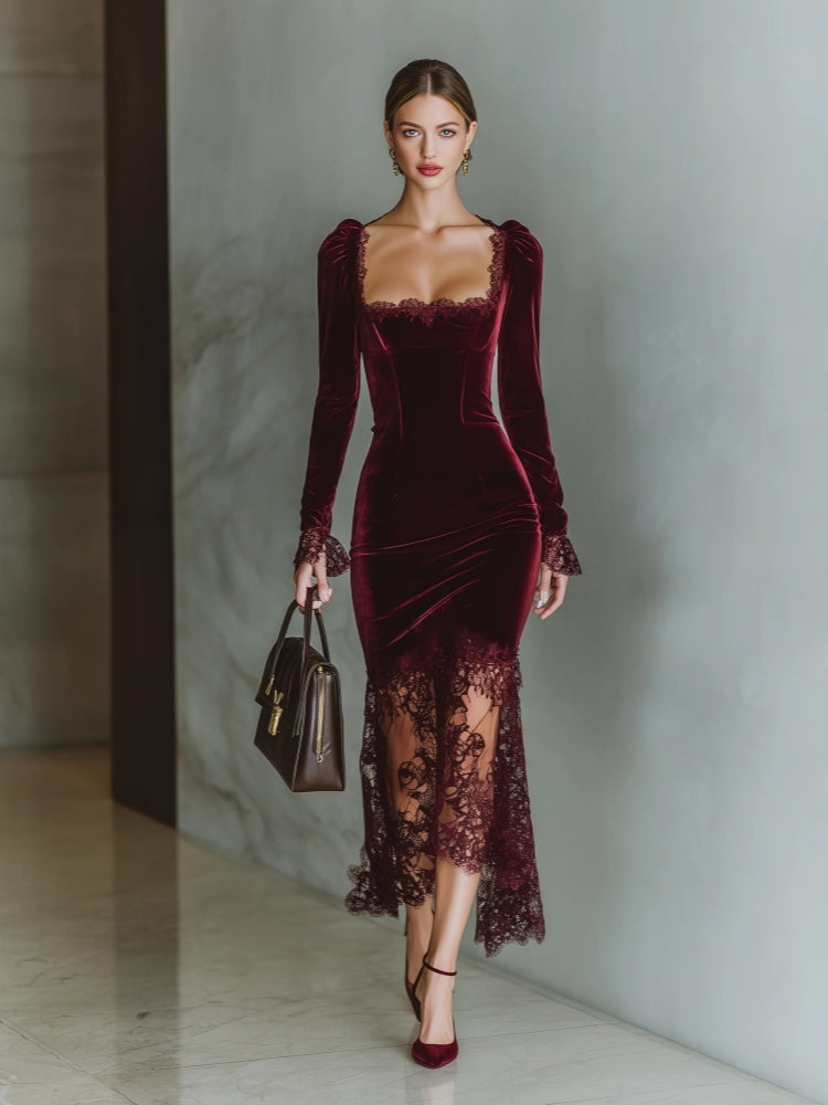 Maxikleid aus Samt mit Herzausschnitt und Spitze