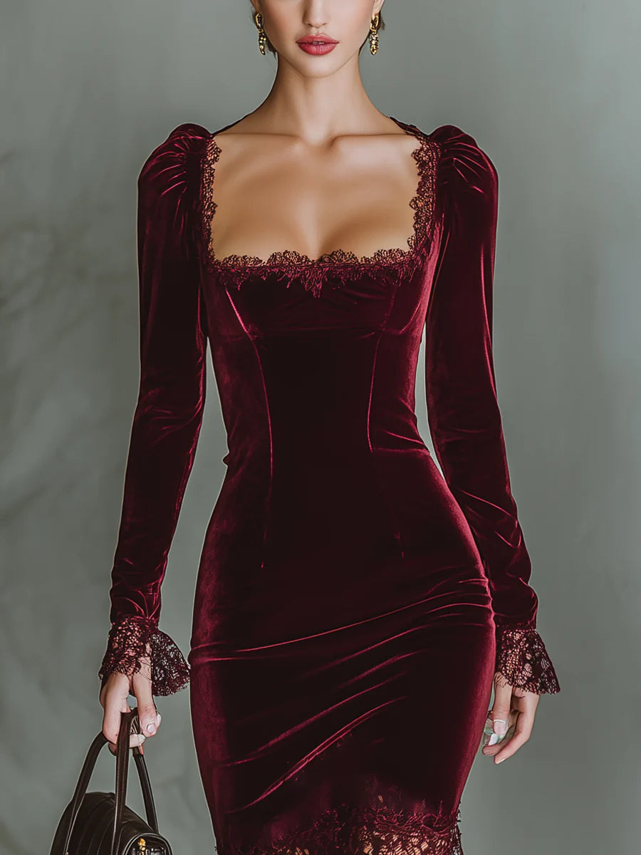 Maxikleid aus Samt mit Herzausschnitt und Spitze